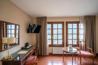 Abba Xalet Suites Hotel - Sispony - 9