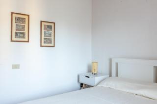 GuestHost - Comfy and Elegant Two-Storey House - 5