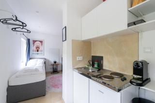 Compact Apartment - 2 Single Beds - Near Vienna - 3