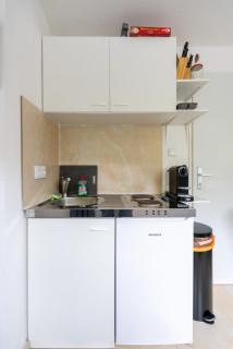 Compact Apartment - 2 Single Beds - Near Vienna - 7