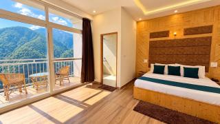 The Belvora Mount Retreat - A Luxury Property Near Kempty Market in Mussoorie - 3