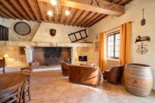 Charmante maison en Camargue avec piscine partagée - 1