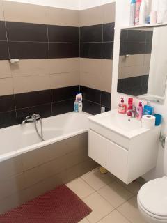 Modern Apartment in Liège with Parking 80 m² - 7