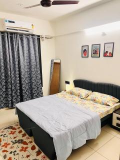 The Palm Paradise 3 BHK Luxurious Apartment - 6