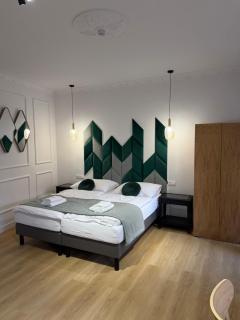 Grand Danube Hotel - 4
