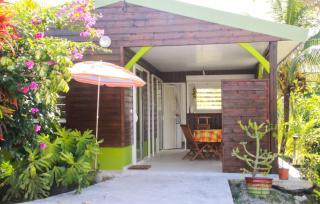 Bungalow charmant à Rivière-Salée avec terrasse privée - 3