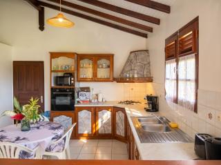 Maison spacieuse à Petit-Bourg avec jardin - 8