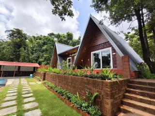 Coco Infinity 4 Bedroom cottage wt Infinity Pools - 8