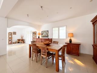 Villa with Private Pool in Upper Prince's Quarter - 6
