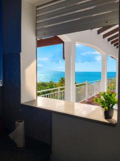 Maison à Baillif avec vue mer et terrasse - 6