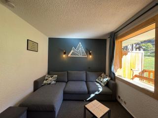 Studio rénové 2019 · Ski aux pieds · Balcon · 4 pers - 0