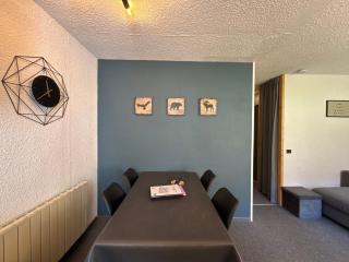 Studio rénové 2019 · Ski aux pieds · Balcon · 4 pers - 2