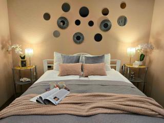 Old Town Dark Chocolate Apartment Perfect location up to 5 guests - Riga - 7