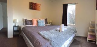 Central cozy house - 10 min walk to town - 5