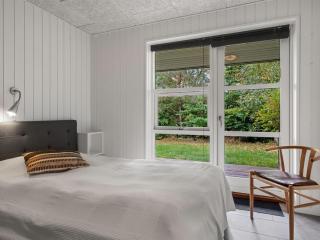 Holiday Home Berta - 300m from the sea by Interhome - 5