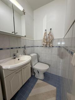 Cozy 2BDR Apartment with sauna - 2