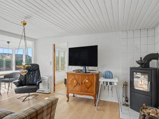 Holiday Home Ginger - 50m from the sea by Interhome - 2