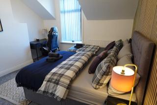 Sunderland Elegant Suite, Multiple Parking - 0