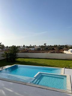Luxury Villa with Large Pool and Large Garden - 1