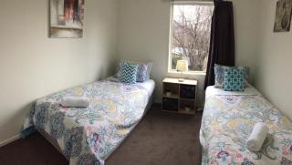 Central cozy house - 10 min walk to town - 3