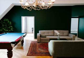 Spacious 4-BR Apartment in the Heart of Old Town - 0