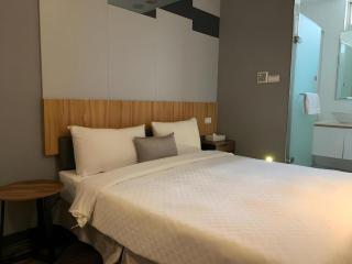 YES Inn - 2