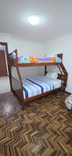 Amplio Departamento en Loja Cuatro Habitaciones y Garaje - 4