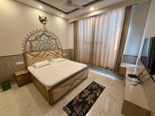 Kings Row Premium Private Farmhouse Near Jaipur - 7