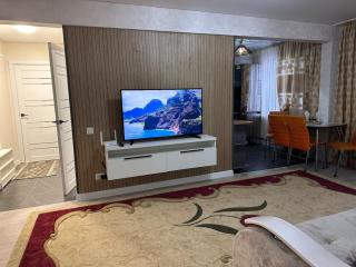 Three - Room Luxury Apartment - 3