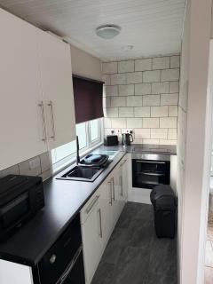 Chalet 91A South Shore Bridlington sleeps 4 - 4