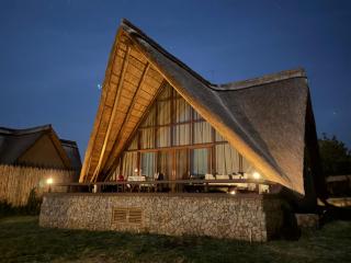 Entikko Safari Lodge - 8