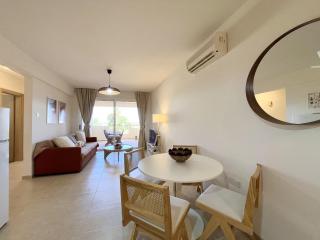 STAY Tersephanou Modern Apartment - 3