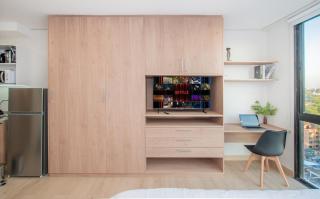 Modern Studio with Rooftop Pool City Views & WiFi - 8