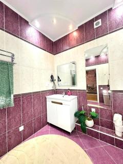 2BR on Stefan cel Mare - City Centre - 1