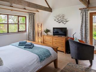 Tamar Orchard Barn - 9