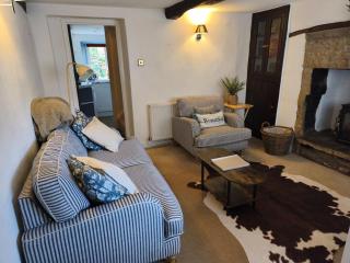 Hope Valley Cottage 2 Bed - 8