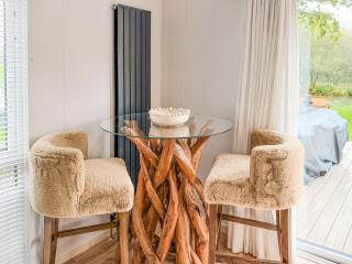 16 At The Sanctuary - Uk52286 - 6