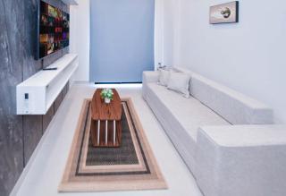 Comfy Apt with Pool & CoWorking - 9