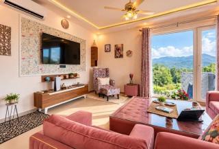 Musk Rose, A Pink-hued villa with pool & views - 8