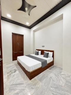 Sonar Bhumi Hotel - 4