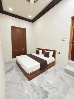 Sonar Bhumi Hotel - 1