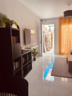 Seagarden Hideaway - 1bed apt - 2