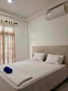 The Heaven Inn Colombo - 5