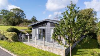 Orchid Lodge, 23 Roadford Lake Lodges - 5