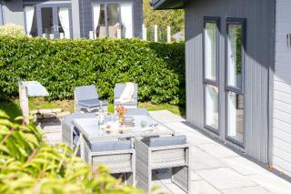 Rose Lodge, 21 Roadford Lake Lodges - Hot Tub, Free Parking and WiFi, Short Walk to Lake - 7