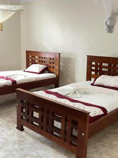 Mt Rwenzori Heritage Guest House - 0