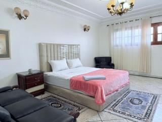 Elegant 5-Bedroom Riad in Agadir 1082 - 1