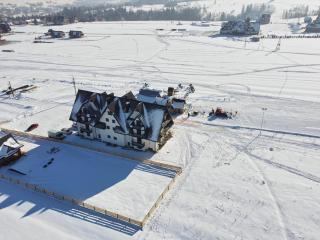 Aparthotel Rabiań-SKI 10 metrów od wyciągu Horników Wierch połączonego z Kotelnicą Wypożyczalnia sprzętu narciarskiego w obiekcie - 8
