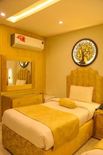 Premier Inn Gulberg Lahore - 2