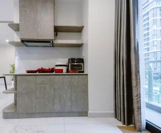 2BR plus BE2 Vinwonder Homestay Vinhomes Grand Park - 1